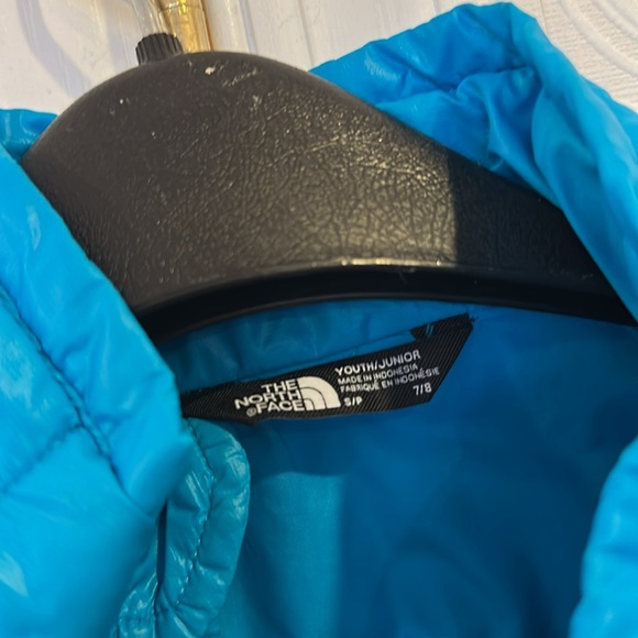 The North Face Kids Blue Jacket - Picture 2 of 3